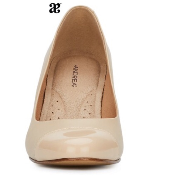 Heels - Picture 5 of 5